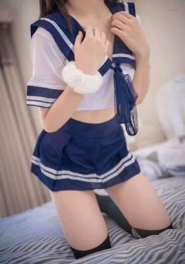 阁楼里的情人在线观看_720免费观看