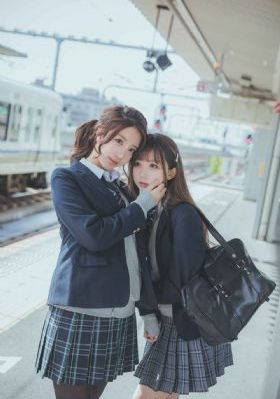 女大学生的沙龙室3_BD韩语免费观看韩国
